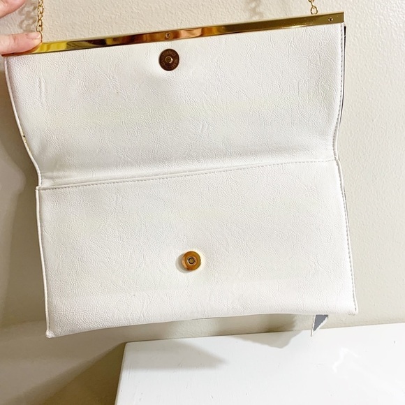Black and white envelope handbag clutch or crossbody - Picture 7 of 11